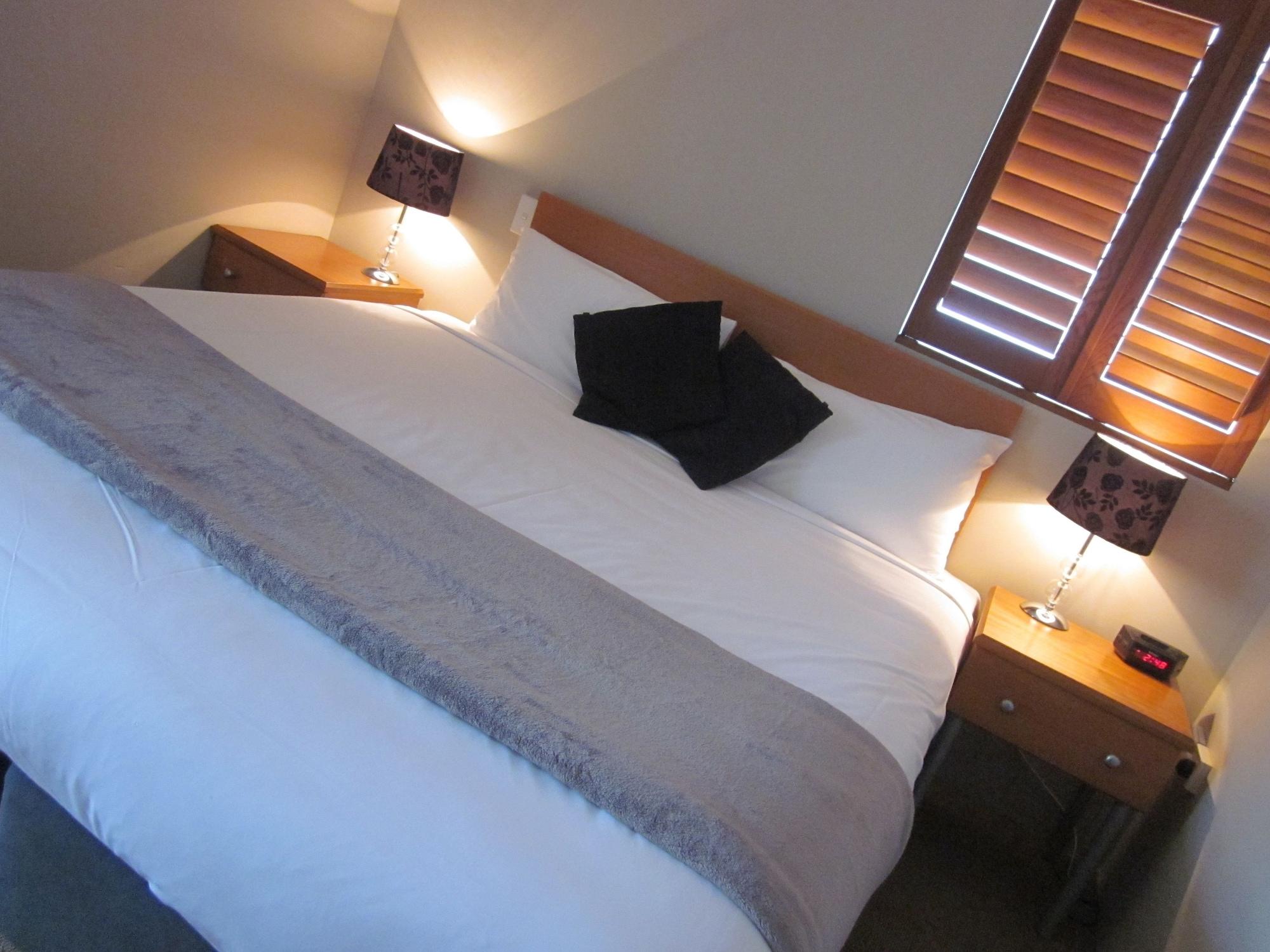 Cosmopolitan Motel & Serviced Apartments Rockhampton Exterior foto