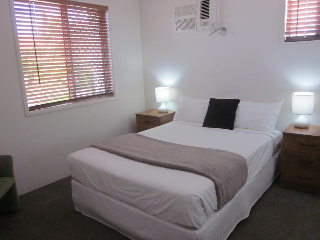 Cosmopolitan Motel & Serviced Apartments Rockhampton Exterior foto