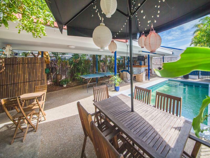 Cosmopolitan Motel & Serviced Apartments Rockhampton Exterior foto